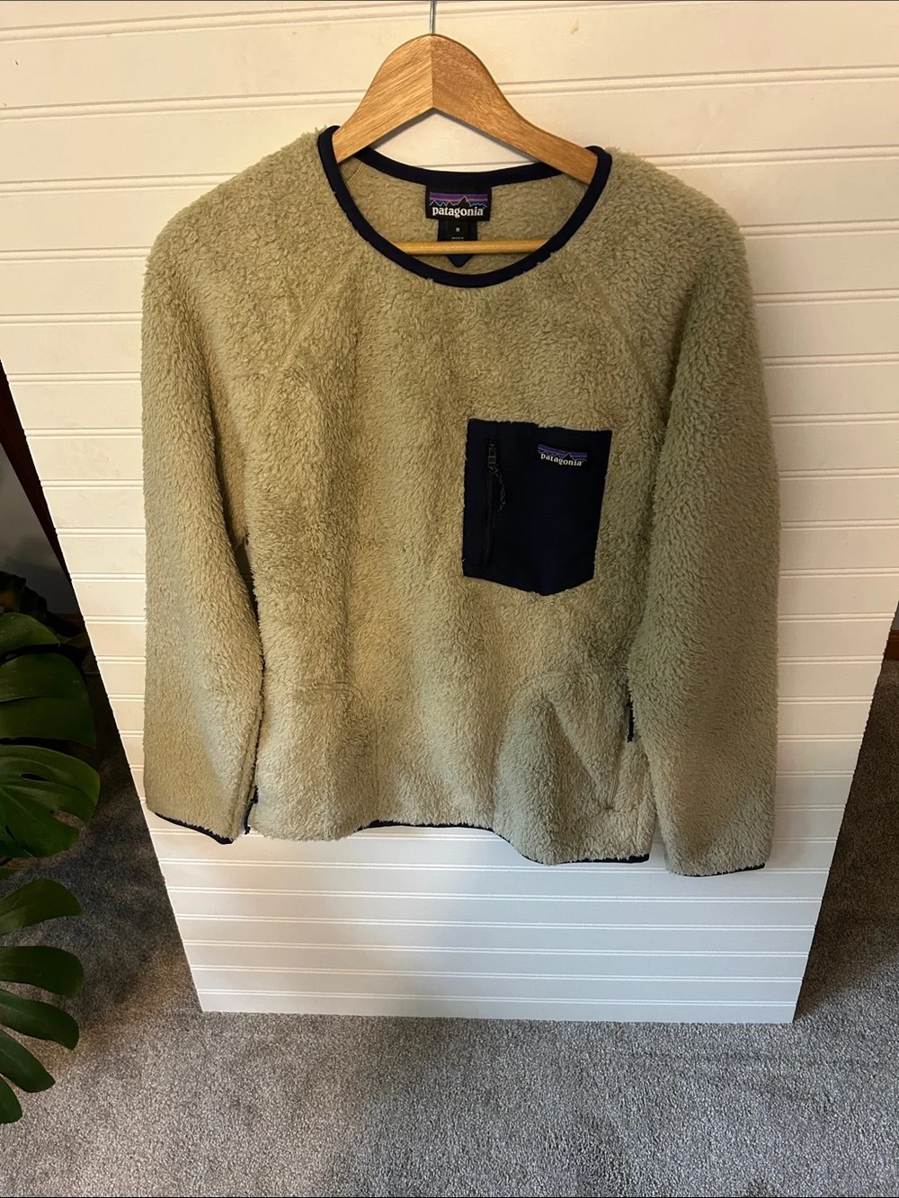 Patagonia Los Gatos Beige Soft Deep Pile Fleece Crewneck Pullover Sweater